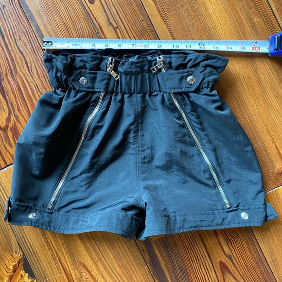 RtA Louie Short in Black - Picture 10 of 13